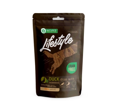 Ласощі для собак, скибочки качки з морською капустою, Nature's Protection Lifestyle snack for dogs soft duck dices with seaweed, 75г