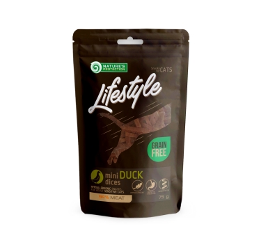 Ласощі для котів, міні шматочки качки, Nature's Protection Lifestyle snack for cats mini duck dices 75g