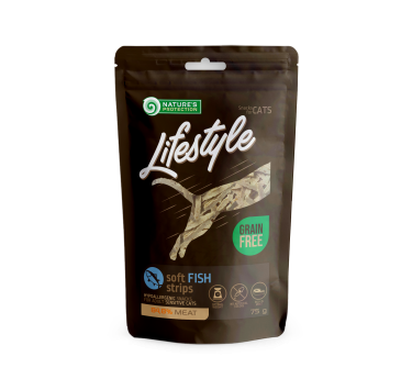 Ласощі для котів, м'які смужки з риби, Nature's Protection Lifestyle Snack For Cats Soft Fish Strips 75г